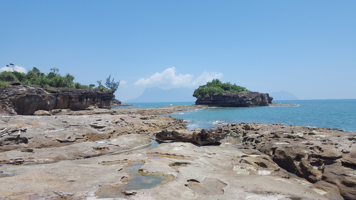 ( Tanjung Rhu, Bako National Park, Kuching / Borneo Island, the magic of the 4 elements water, fire earth and air )